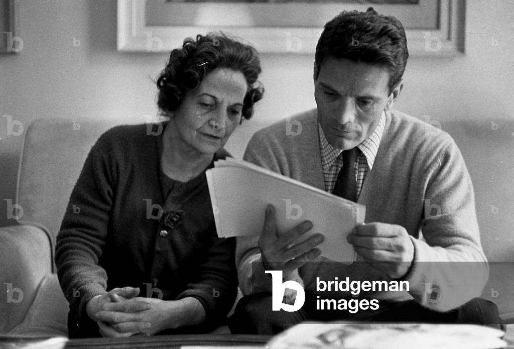 23/05/1962 Rome, Pier Paolo Pasolini in his Home in Monteverde District with his Mother Susanna Colussi (b/w photo)