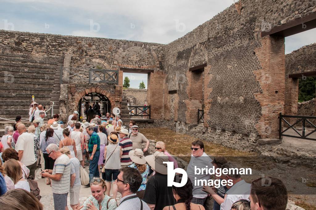 View of Pompei, Odeion (photo)