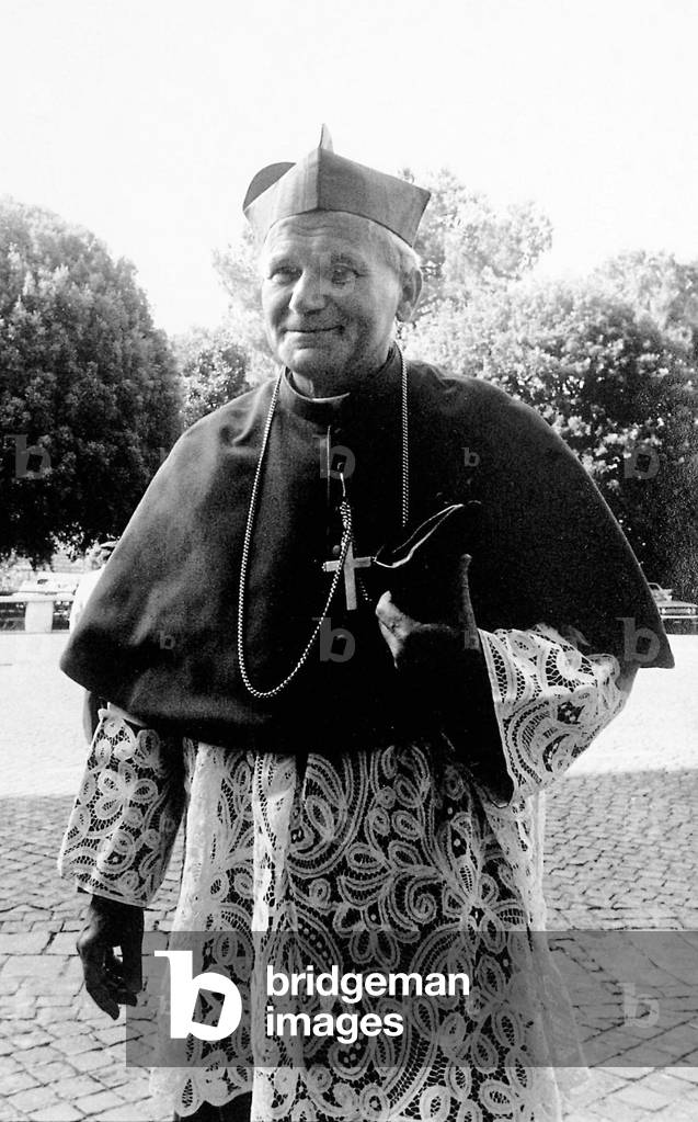 1977, portrait de Karol Wojtila (né en 1920) en cardinal. Photo Frassineti