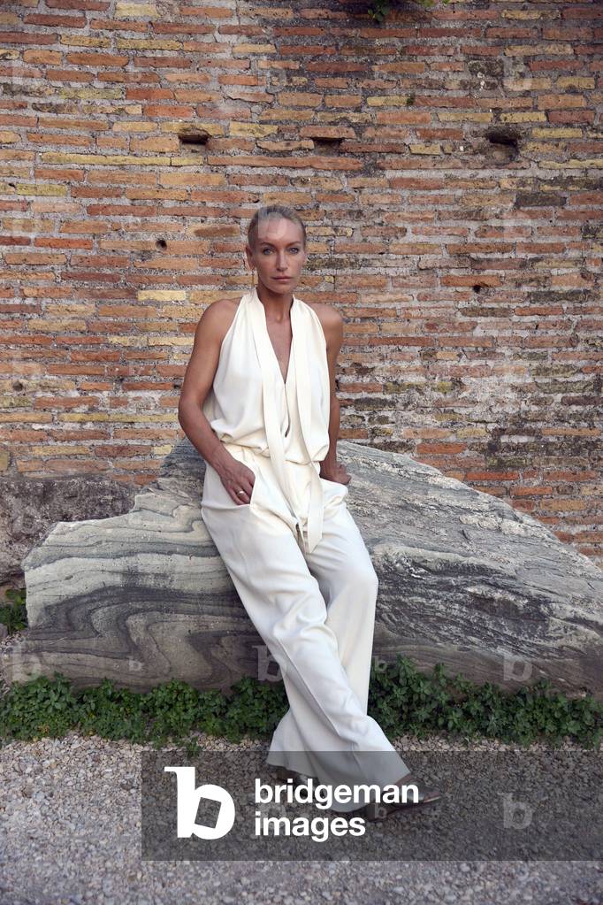 Portrait of Lisa Hilton (aka L.S. (L S) Hilton) 07/12/2017