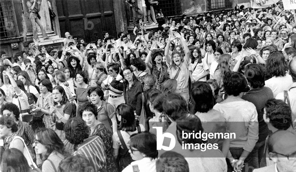 1977 manifestation de feministes, membres de l'UDI (Union des femmes italiennes), 1977 Rome Photo Frassineti ©AGF/Leemage