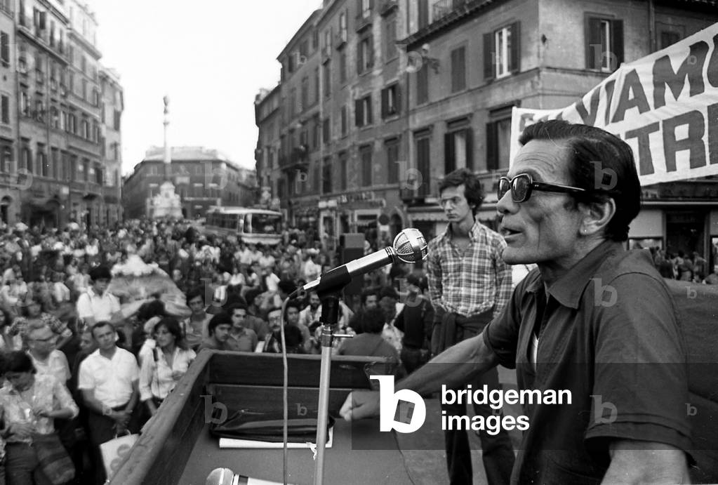 24/09/1975 Rome, Piazza Di Spagna, Pier Paolo Pasolini Takes Part in the Demonstration of Solidarity with the Basque People (b/w photo)