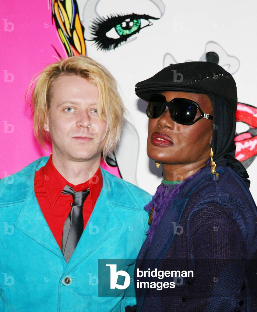 Andy of Bluvertigo presents his exhibition Fluoressence, special guest Graces Jones, Milan 31 March, 2007 (photo)