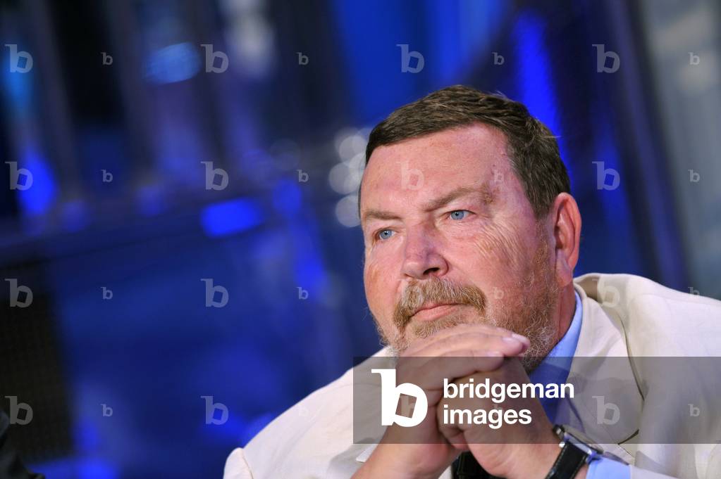 20/09/2011 Rome, Tv Show Porta A Porta, in the Picture Giuliano Ferrara (photo)