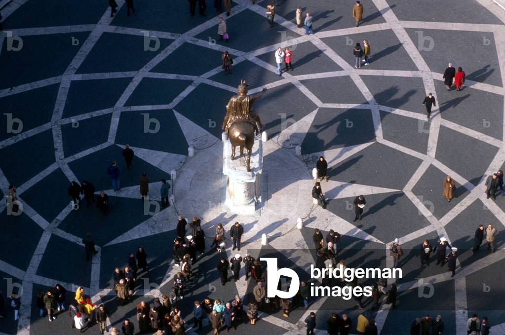 Vue de la place du Capitole (Campidoglio) avec la statue de l'empereur romain Marc Aurele. Rome Photo Frassineti ©AGF/Leemage