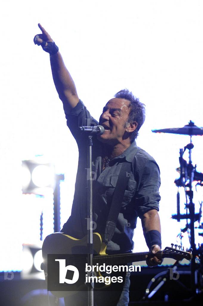 07/19/2009 Rome, Olympic Stadium Bruce Springsteen and the E street band on a Dream Tour
