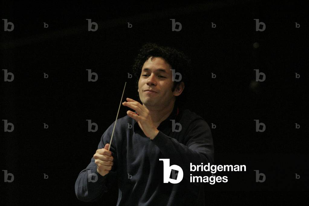 Gustavo Dudamel conducting the