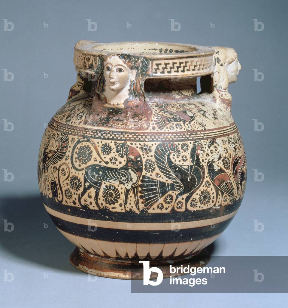 Pyxis verwendet als Asche-Urne und verziert mit Reihen von Greifchen, Schwänen und Sirenen Mittelkorinthische 