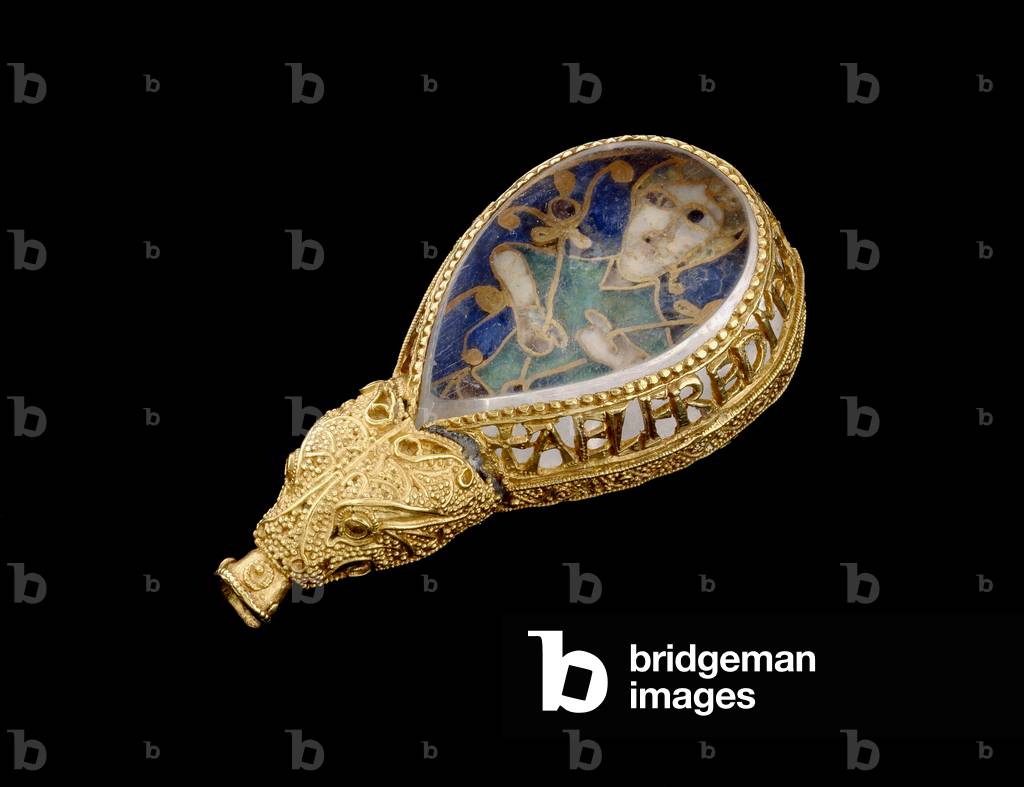 The Alfred Jewel (gold, rock crystal and enamel) (side view)