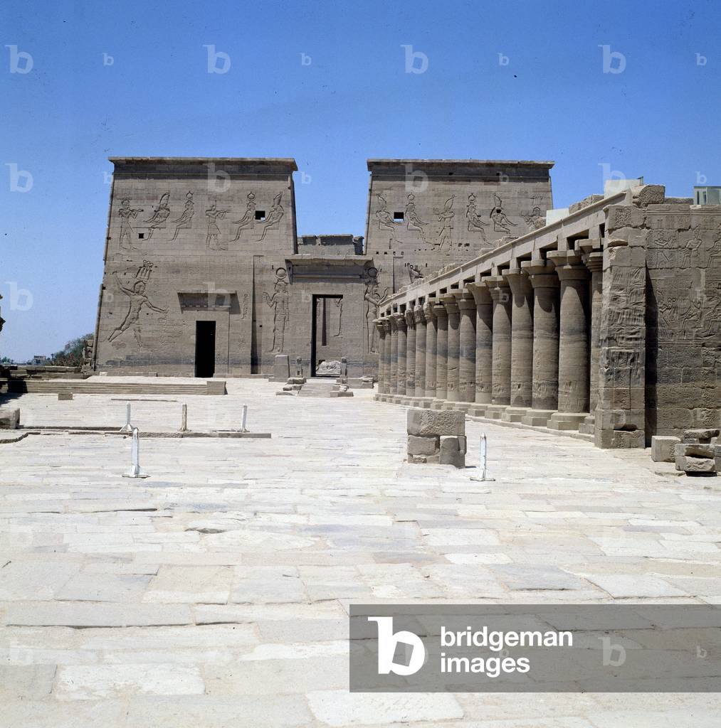 Philae: Temple of Isis, Dromos