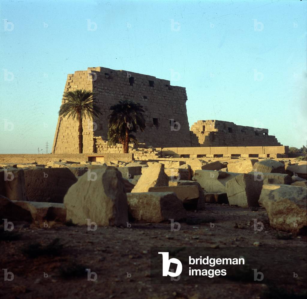 Karnak: Temple of Amon, Tutmôsis III Festival Hall