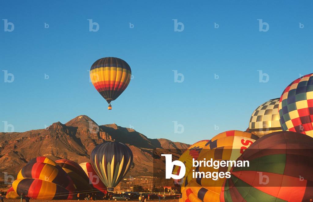 Hot Air Ballooning, Posole Cook-off, Socorro, New Mexico (photo)