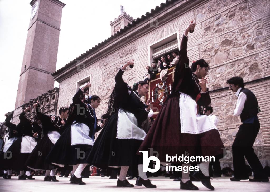 Saffron Harvest Festival, Consuegra, La Mancha, Spain (photo)