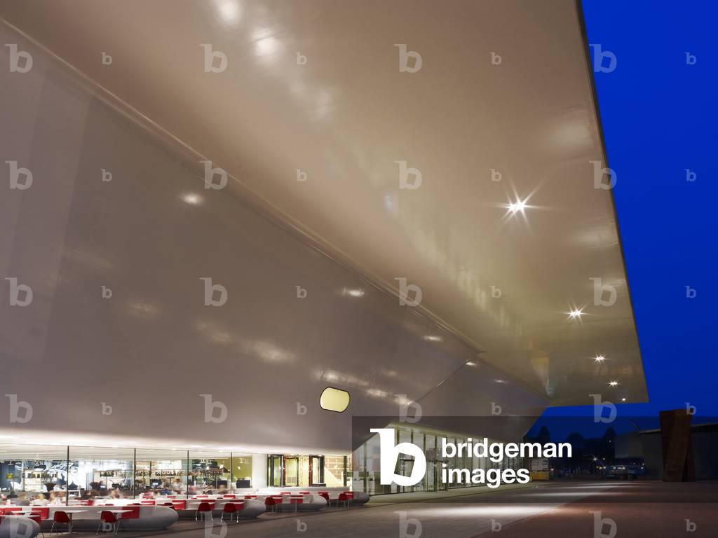 Exterior of the Stedelijk Museum, Amsterdam, largest museum of modern and contemporary art and design in the Netherlands (photo)