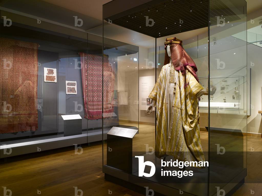 The Textiles Gallery, including Lawrence of Arabia's robes, Ashmolean Museum Oxford, UK (photo)