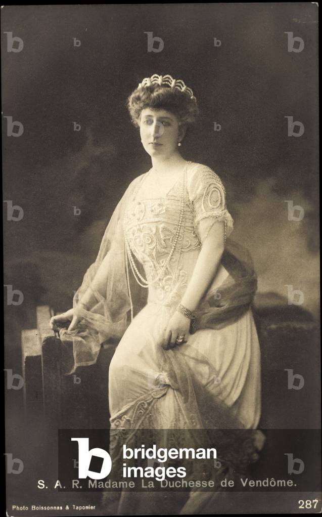 Ak S.A.R. Madame the Duchess of Vendôme (b/w photo)