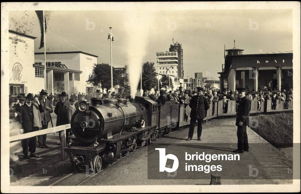 Düsseldorf, Great Exhibition 1926, Liliput Steam Locomotive