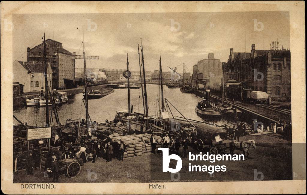 Dortmund, view of the port of the city, steamer