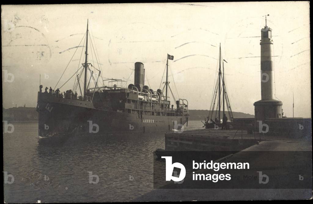 Sondre Mole, Denmark, Steamboat Aarhus, Lighthouse