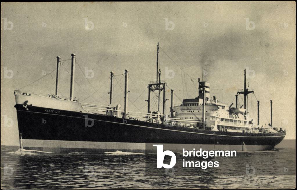 HAPAG, total view of the steamship S.S. Almdijk