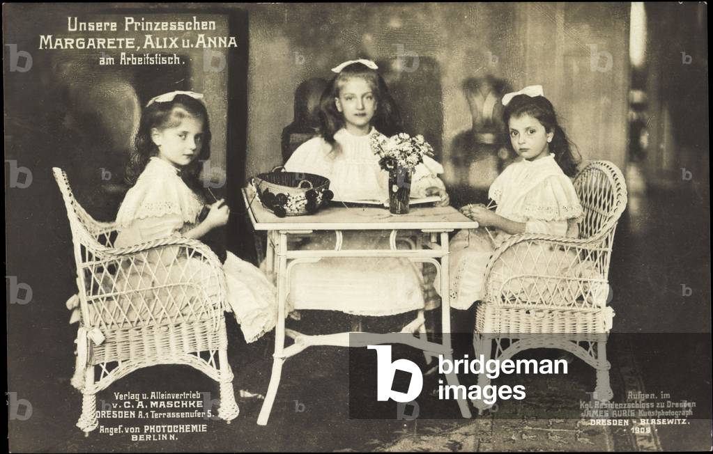 Princesses Margarete, Alix and Anna while knitting