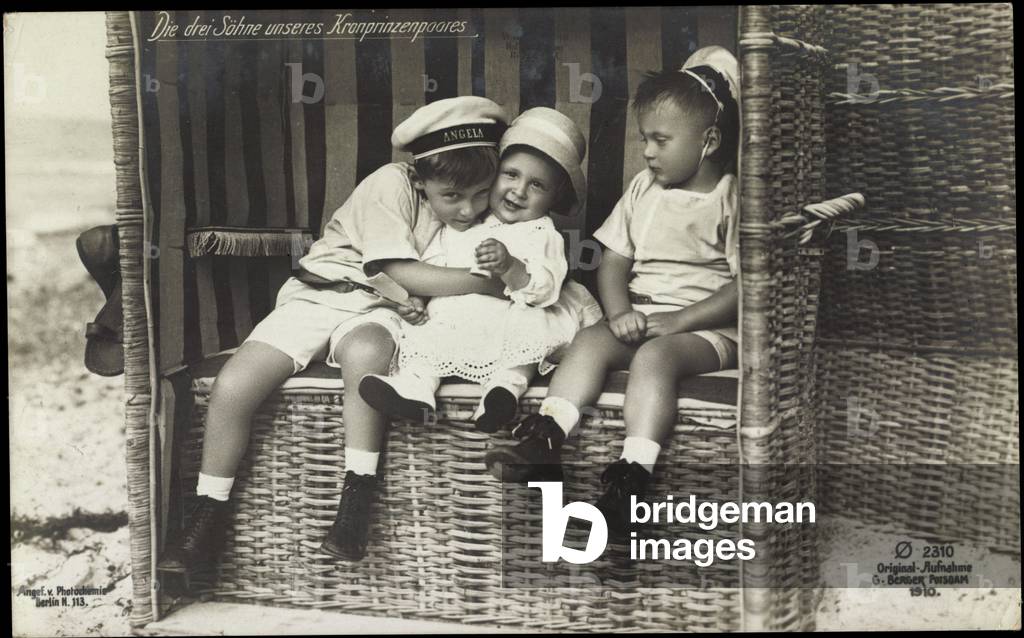 The three sons of the Crown Prince couple in the beach chair