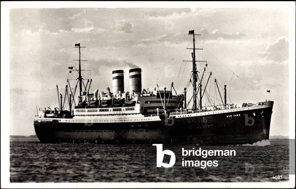 Fast steamer New York the Hapag