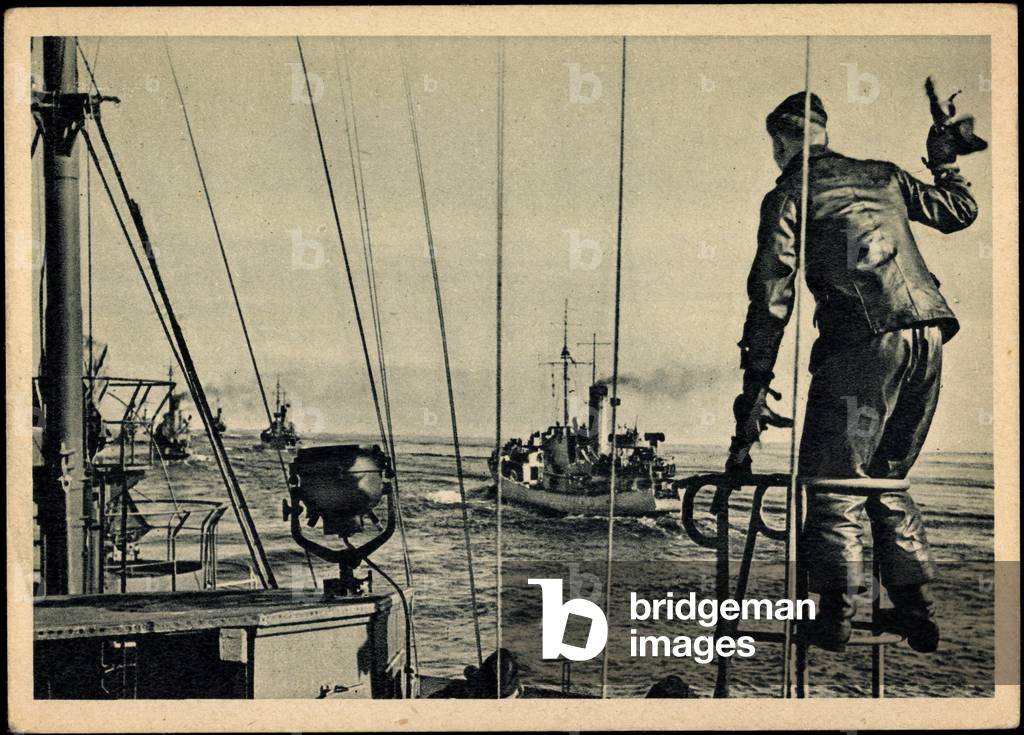 Mine search flotilla on position, warships