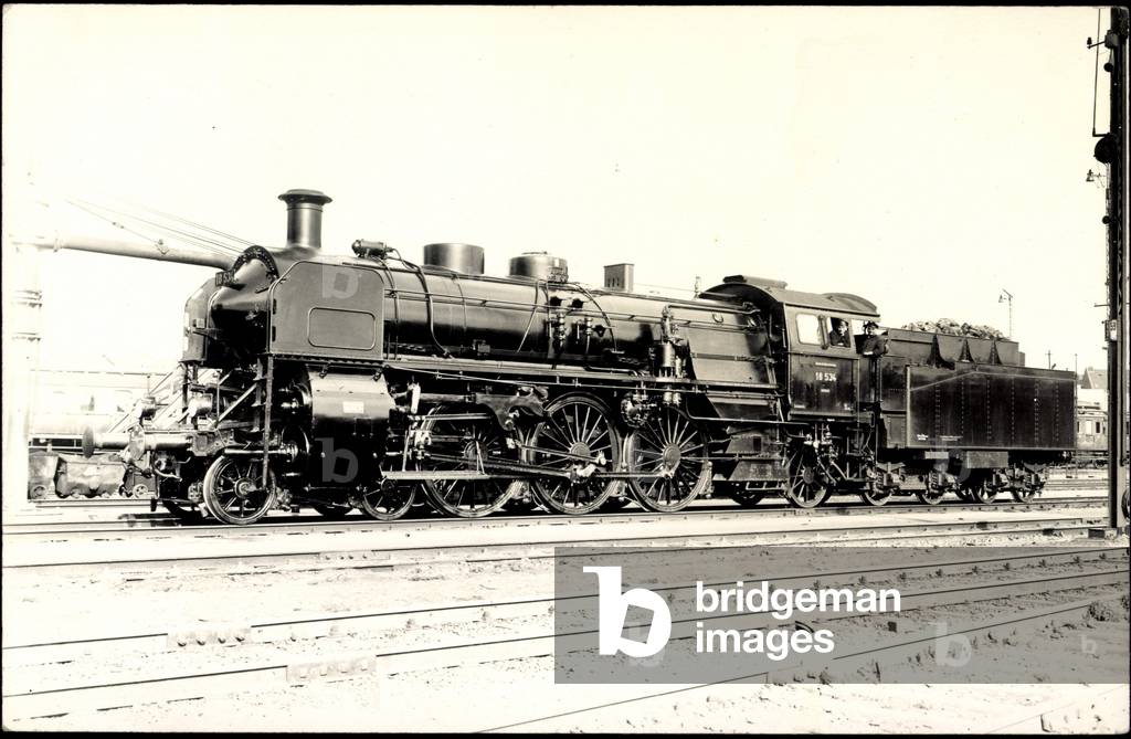 Photo German fast locomotive No. 18 543 Bayern