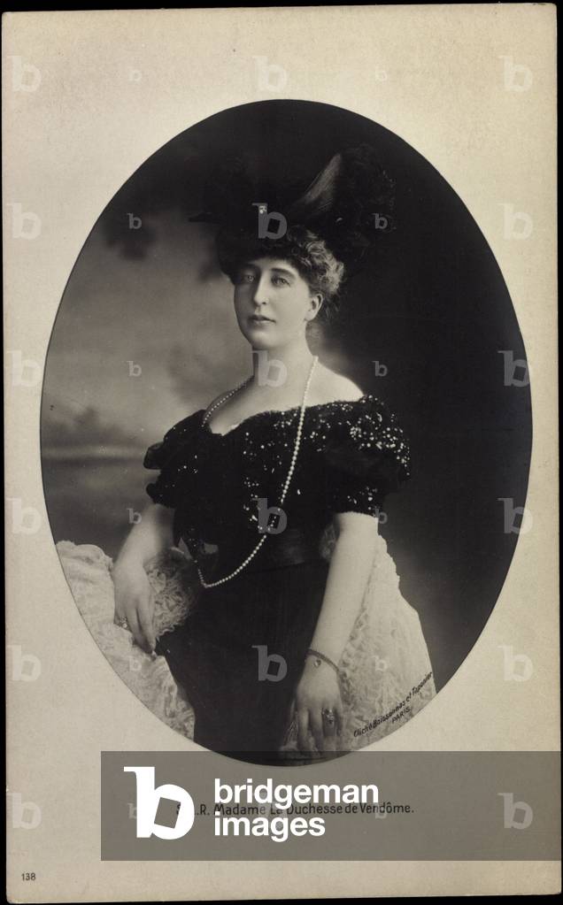 Ak S.A.R. Madame La Duchesse de Vendôme (b/w photo)