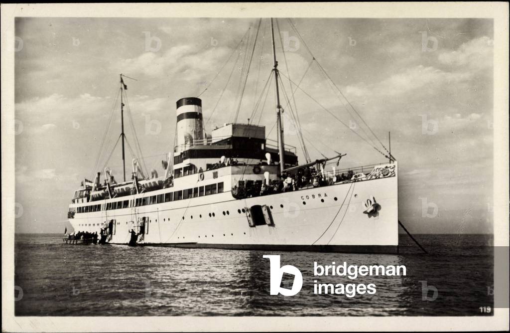 Helgoland, Hapag, Steamship Cobra anchored