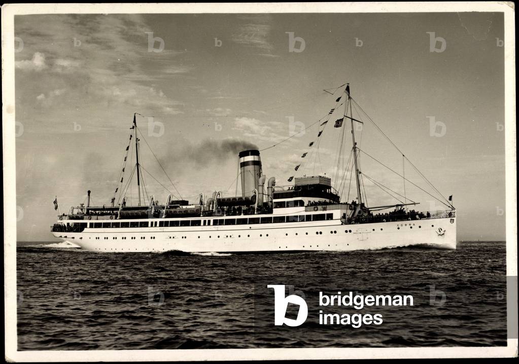 Steamer Cobra of the HAPAG Sea Bathing Service