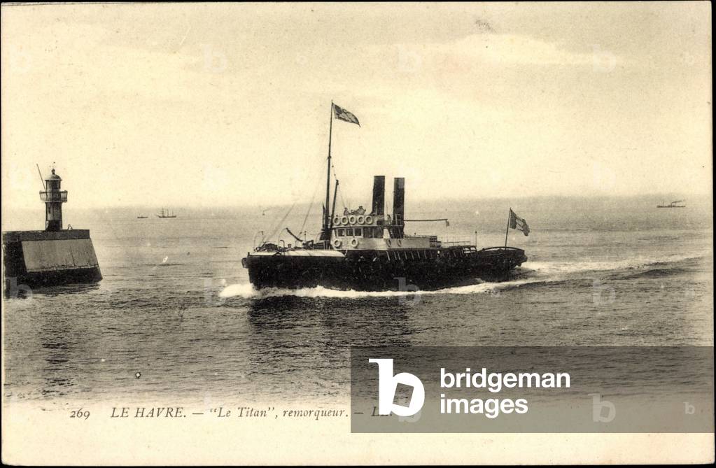 Le Havre, Le Titan liner en route, Tug