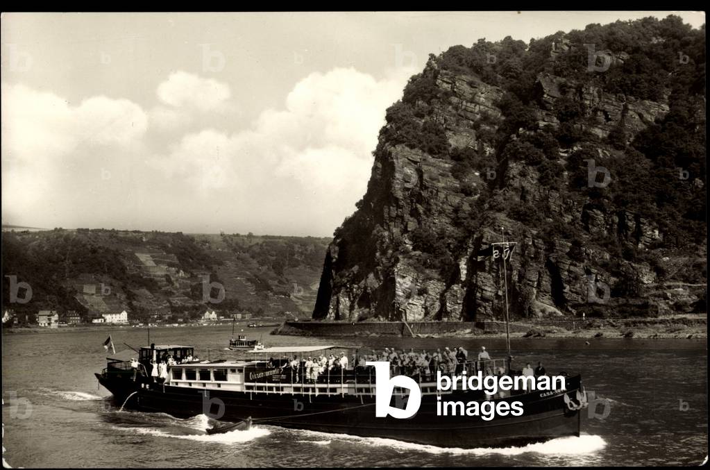 Barge Casa Nova on the Rhine, Loreley