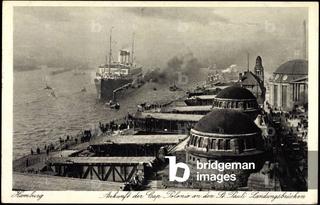 Hamburg, steamer Cap Polonio of the HSDG, landing bridge