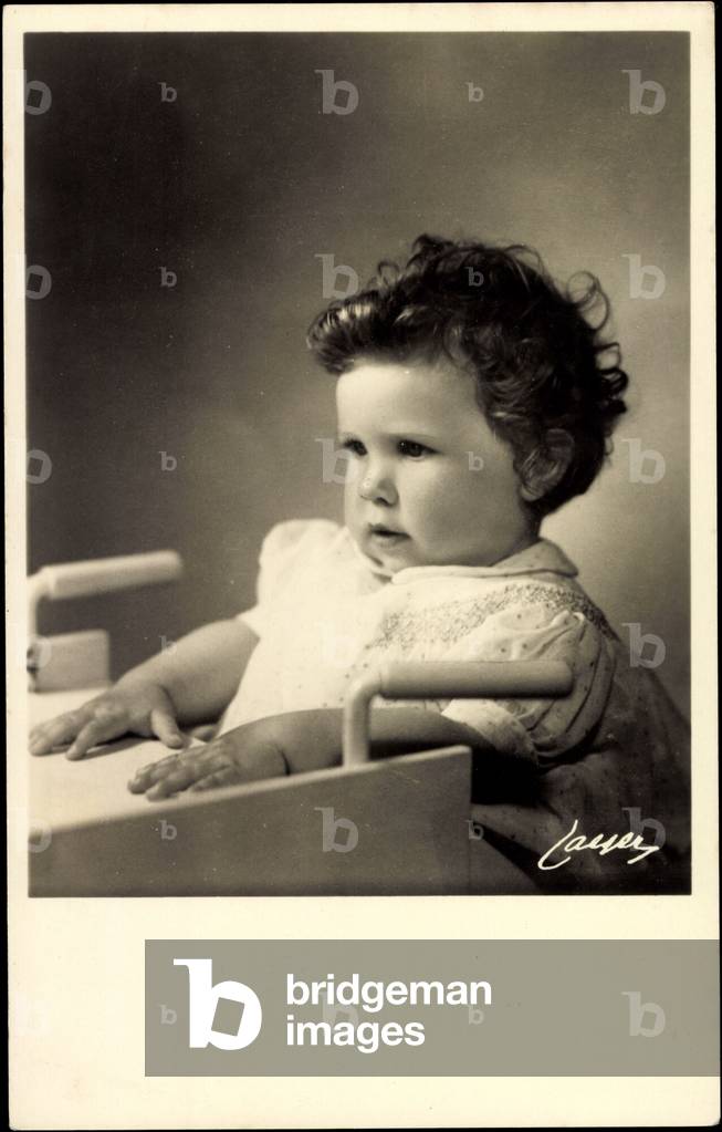 Ak Princess Desirée of Sweden as a little girl (b/w photo)