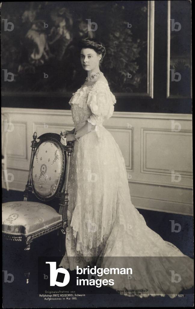 Crown Princess Cecilie of Prussia, early 20th century (photo)