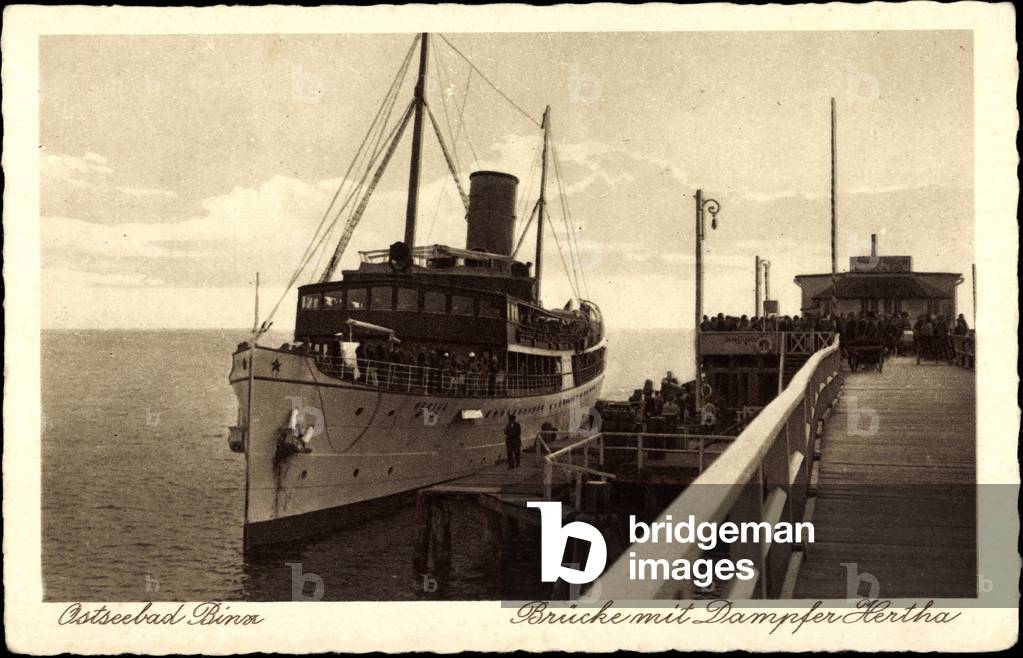 Baltic seaside resort Binz, pier, steamer Hertha