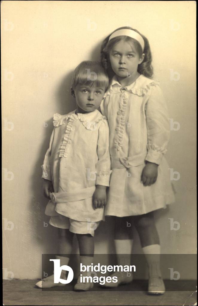 Photo Ak Children of Princess Henry XXXIII by Reuss j. L. (b/w photo)