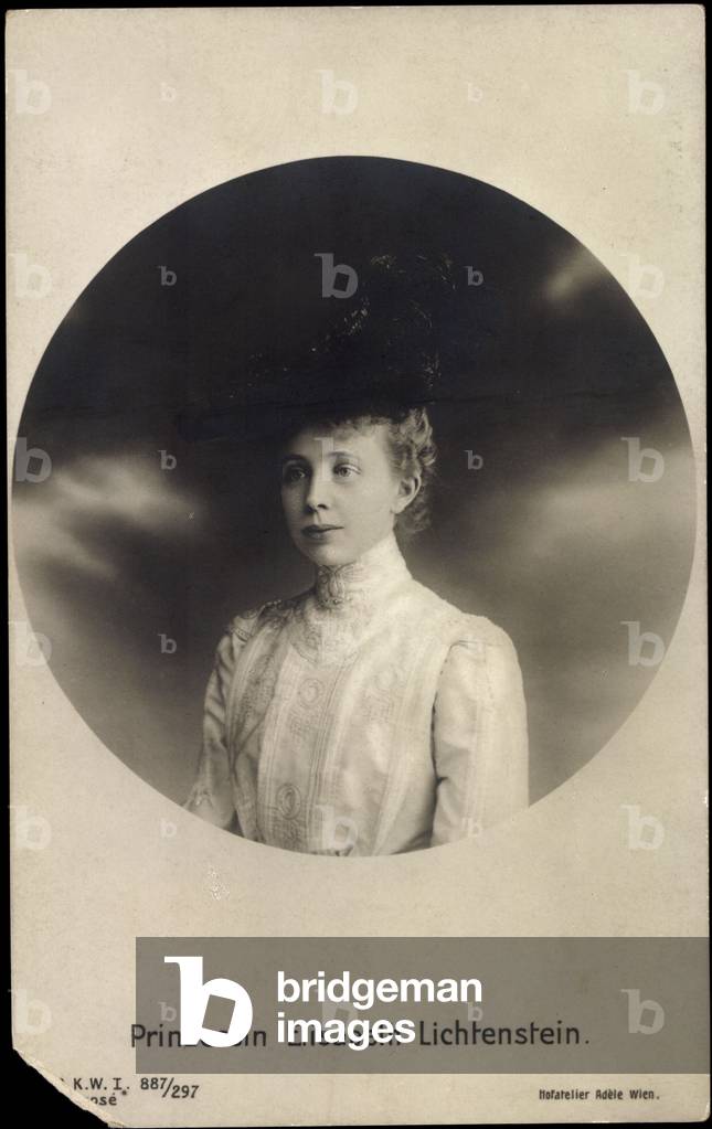 Mount Ak Princess Elisabeth of Austria and Lichtenstein (b/w photo)
