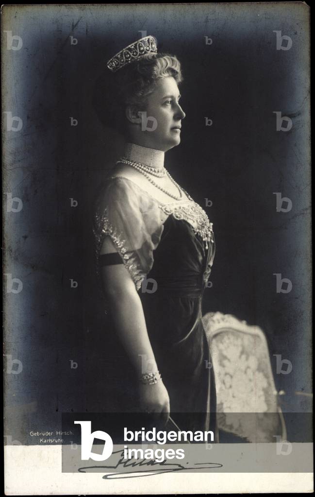 Grand Duchess Hilda of Baden, portrait, crown