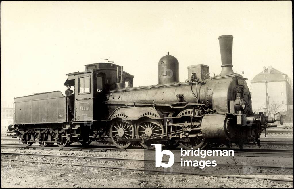 Photo German freight locomotive No. 53 718 Prussia
