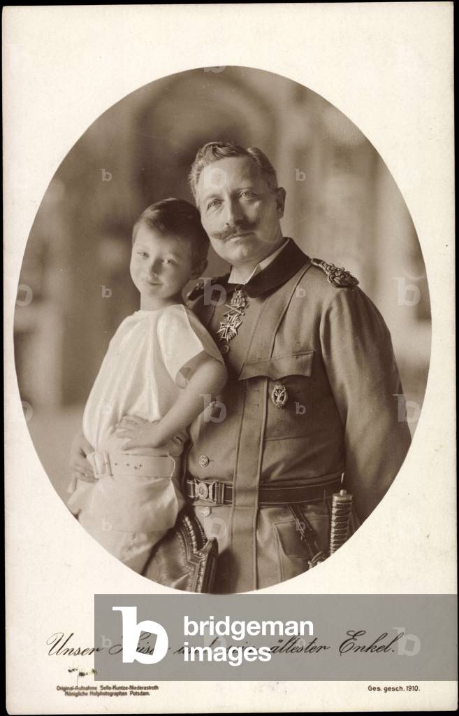 Ak Kaiser Wilhelm II with his grandson Prince Wilhelm (b/w photo)