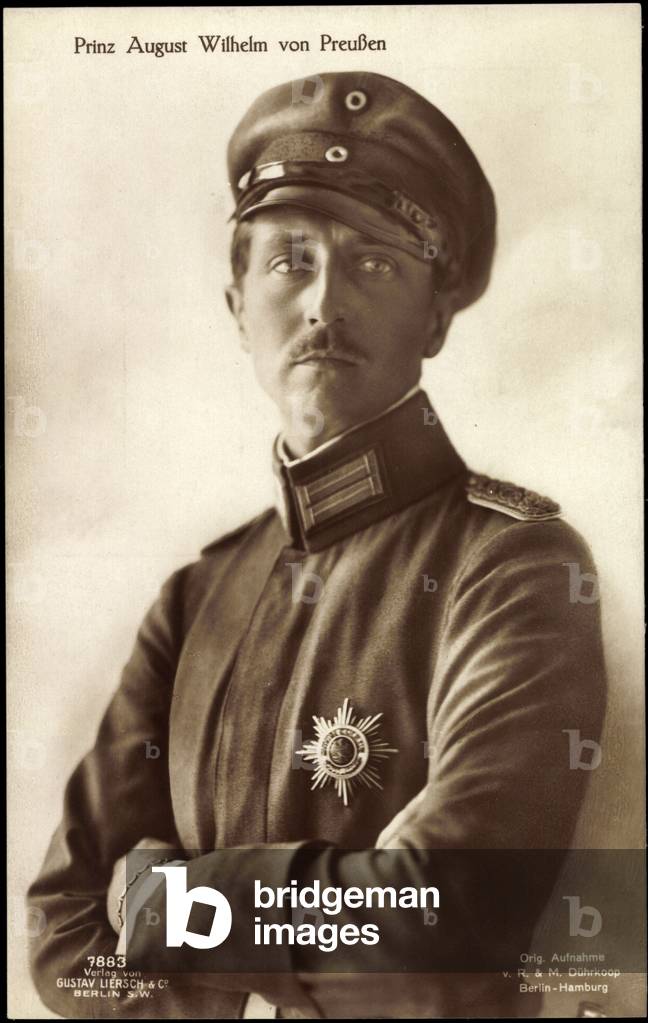 Ak Prince August Wilhelm von Prussia, Liersch 7883, Uniform (b/w photo)