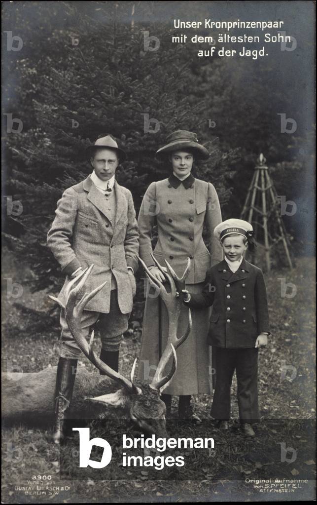 Crown Prince William of Prussia with son of the former Hunting