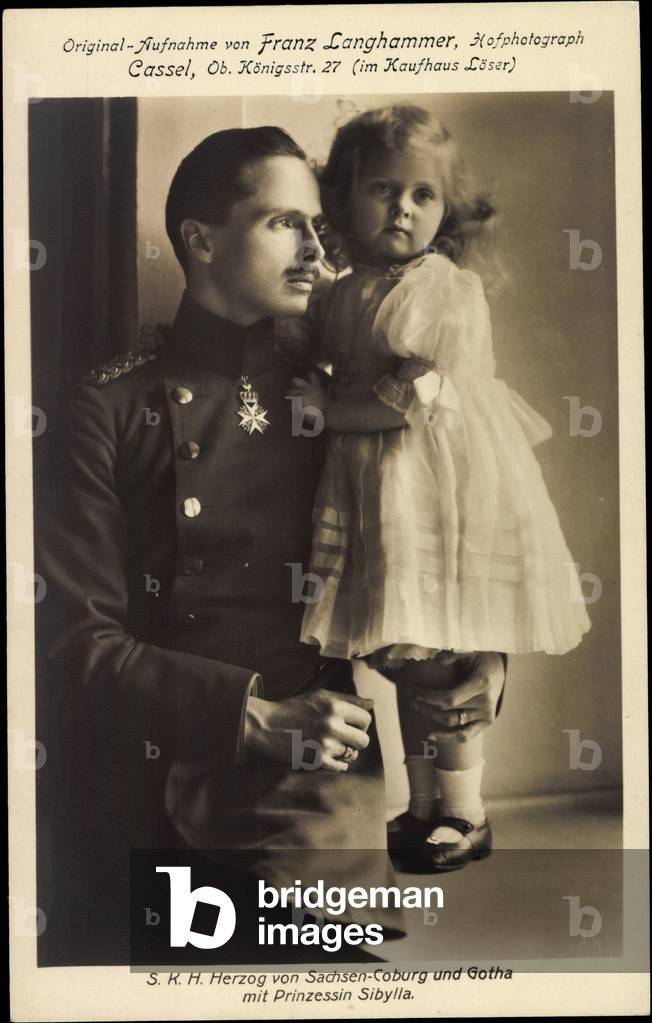 Ak Duke of Saxony Coburg Gotha with Princess Sibylla (b/w photo)