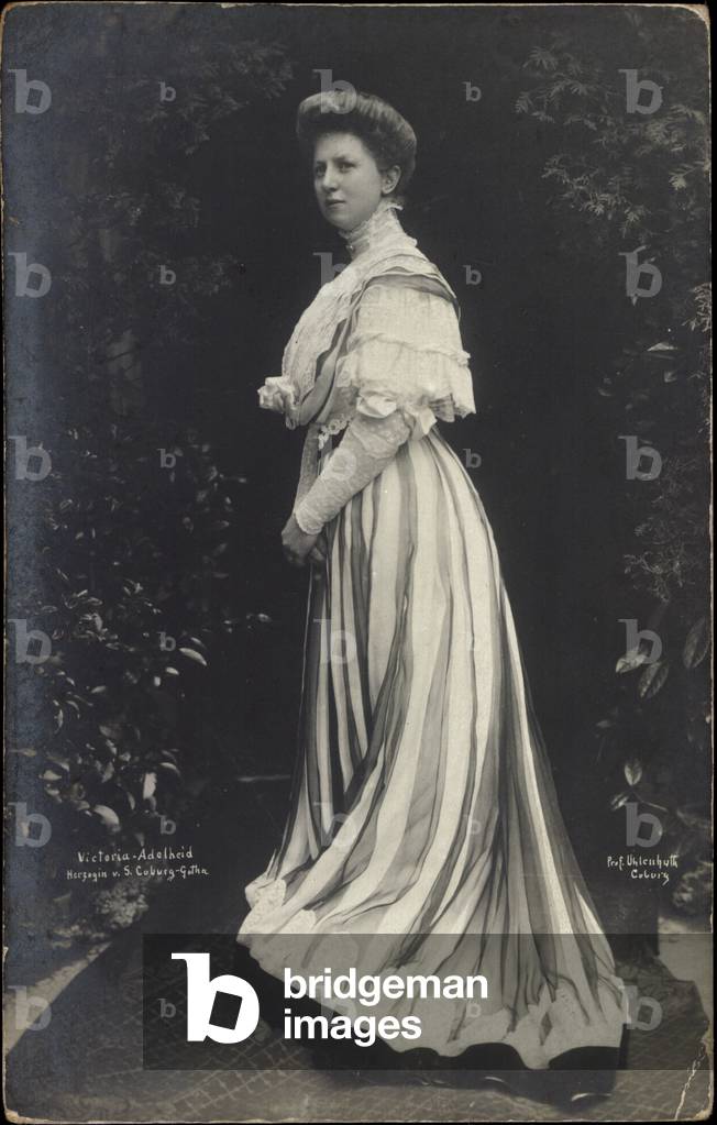 Ak Duchess Victoria Adelheid of Saxony Coburg Gotha (b/w photo)