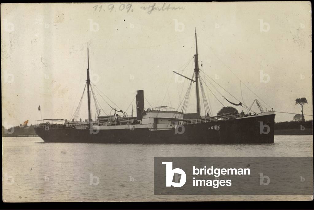 Steamer Annie near the shore, 1909