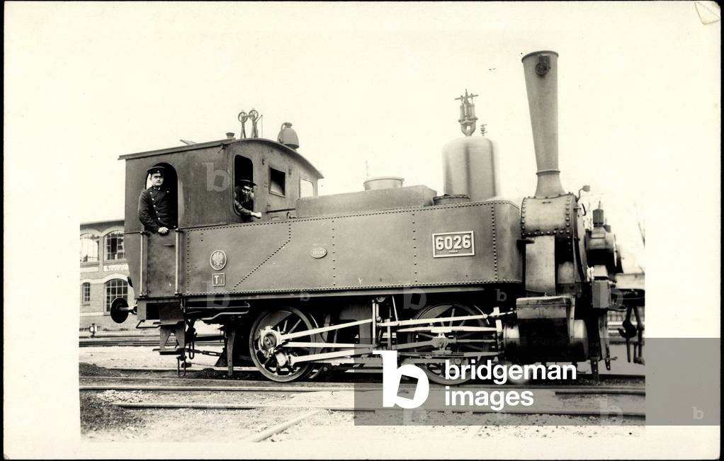 Photo German steam locomotive 6026, crew