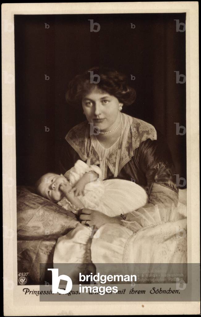 Princess August Wilhelm with son, NPG 4537